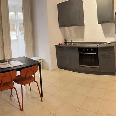 Zach's By Vallettastay