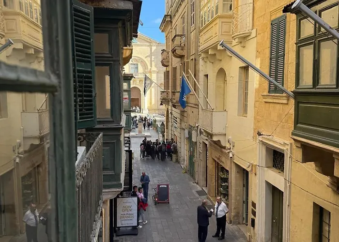 Zach's By Vallettastay Apartment *